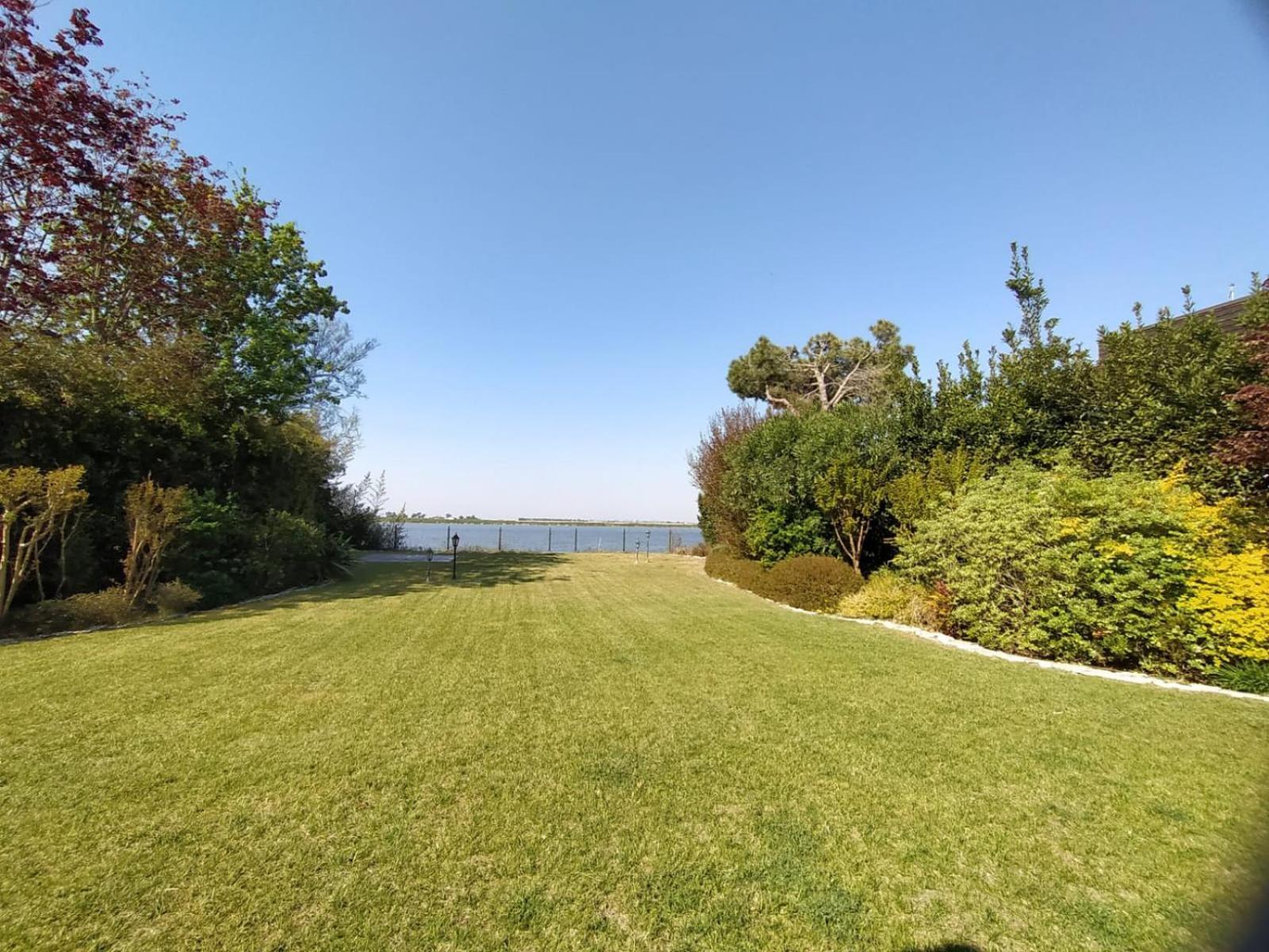 Serene Pool Villa On The Lagoon Albarella Island Exterior photo